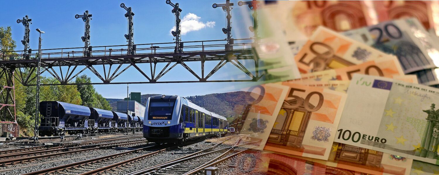 Collage of Erixx trainset at Bad Harzburg Exit Signals with Euro Bank Notes (© railML.org/Alexander Wolf with Pixabay images)
